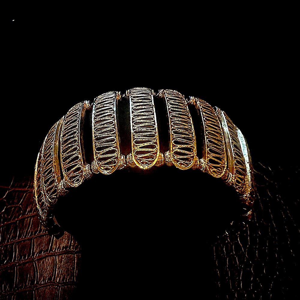 Vintage Gold Tone Bracelet By Vendome Classic 1960s French Design 7 Inches 40$